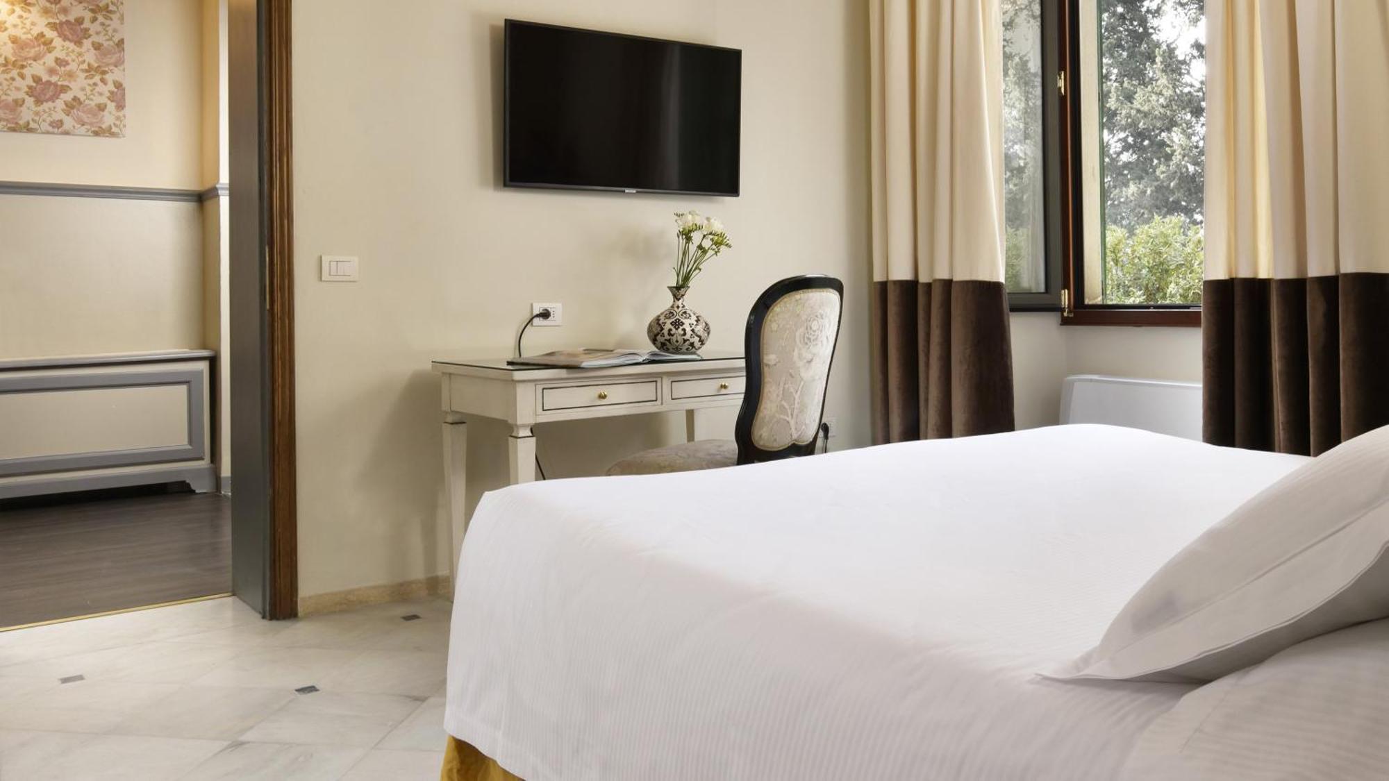 Hotel Fh55 4*